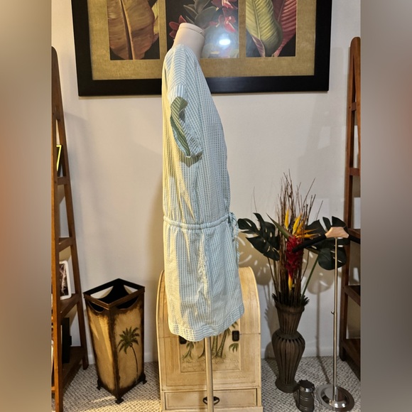 Vineyard Vines NWT Seersucker Short Sleeve Romper Retail $118 Aqua Blue White M - Picture 4 of 9